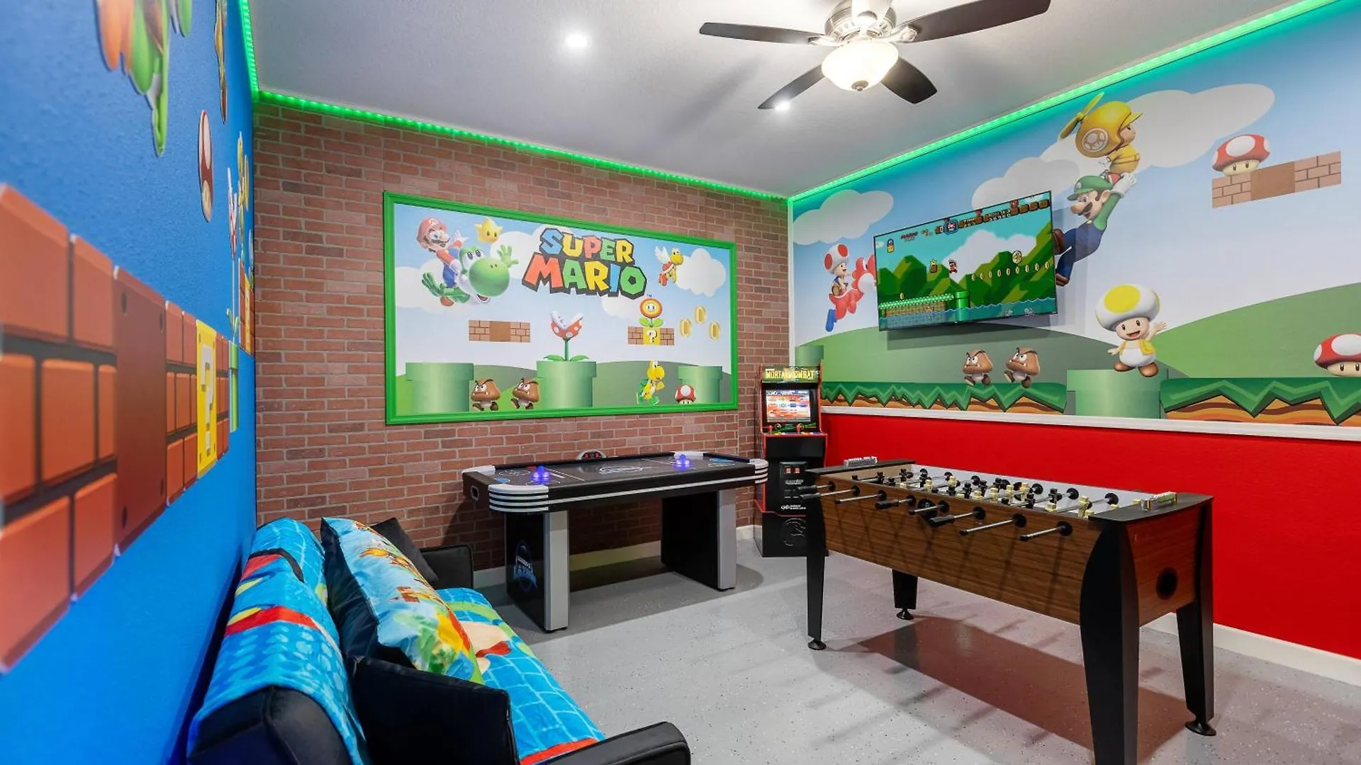 Holiday home Thematic House With Pool Spa And Game Room Davenport